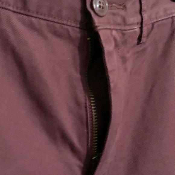 J.Crew Maroon Broken In Jeans Urban Slim Size 30/30 - Picture 2 of 7